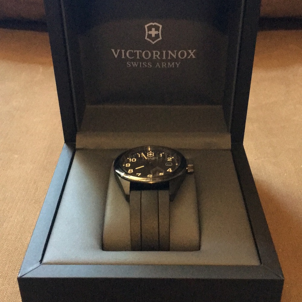 Victorinox Swiss army watch